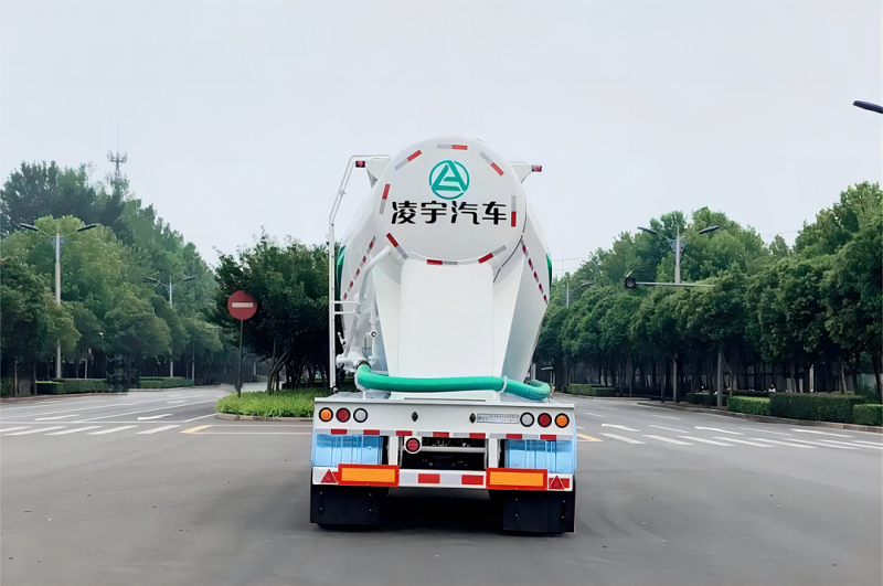 干拌砂浆运输半挂车